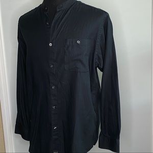 Murano long sleeve collarless button down shirt L